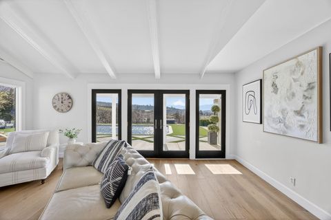 Tiny photo for 3320 N Foothill Road, Medford, OR 97504 (MLS # 220215142)