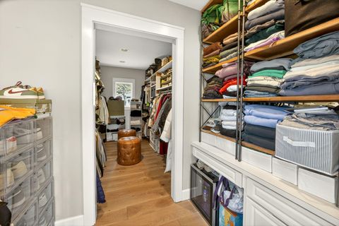 Tiny photo for 3320 N Foothill Road, Medford, OR 97504 (MLS # 220215142)