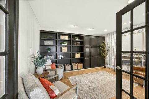 Tiny photo for 3320 N Foothill Road, Medford, OR 97504 (MLS # 220215142)