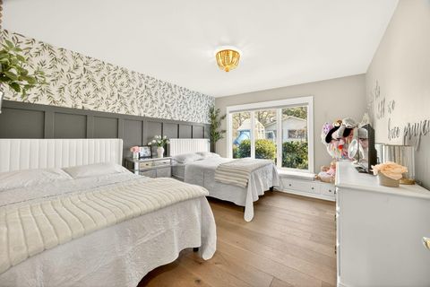 Tiny photo for 3320 N Foothill Road, Medford, OR 97504 (MLS # 220215142)