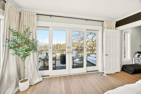 Tiny photo for 3320 N Foothill Road, Medford, OR 97504 (MLS # 220215142)