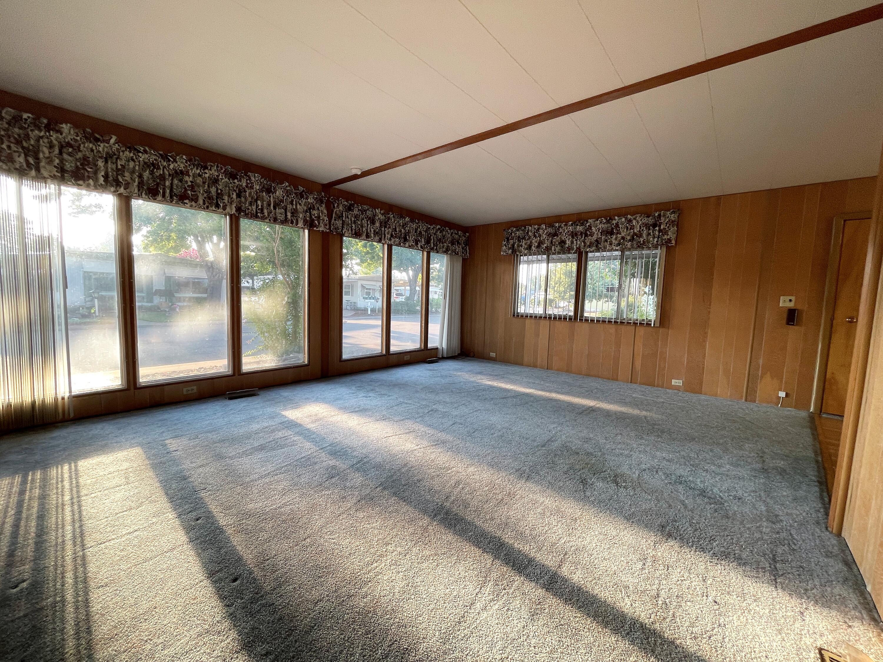 Aspens On The Creek - Residential