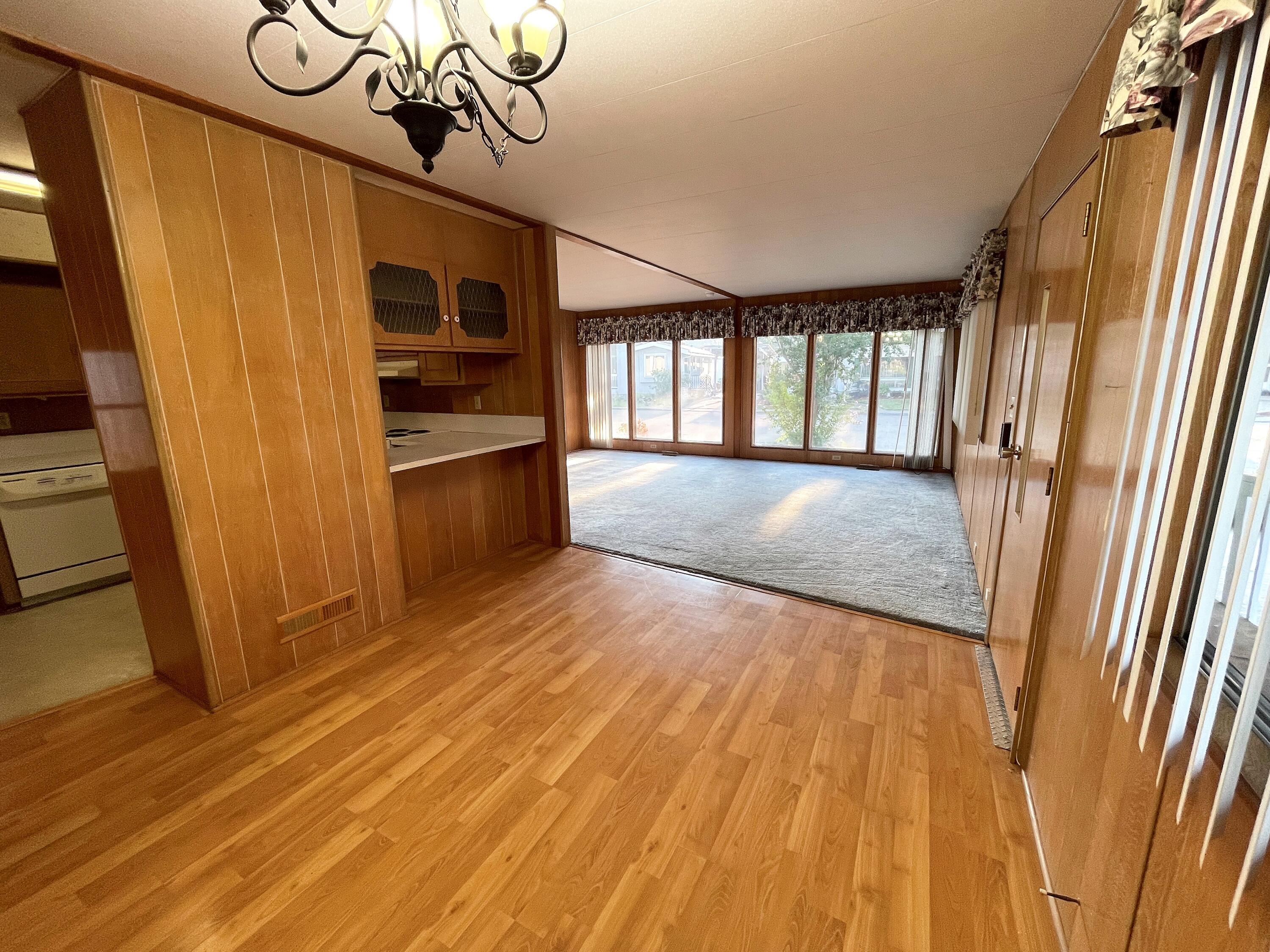 Aspens On The Creek - Residential