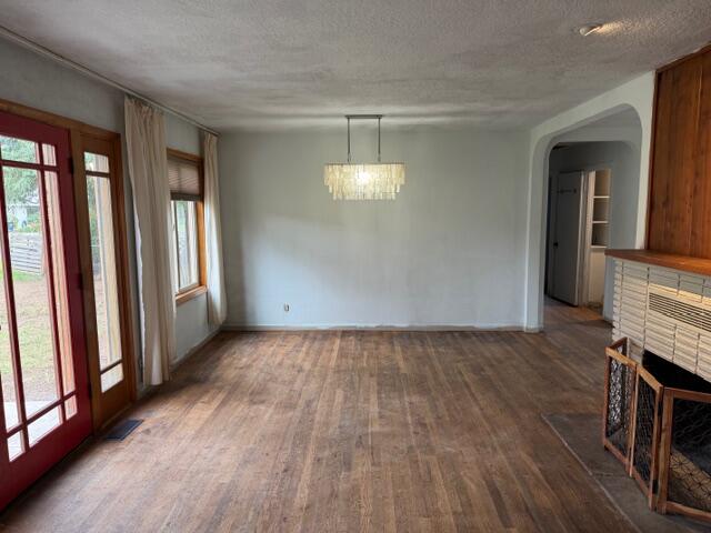 215 Hillhouse Avenue