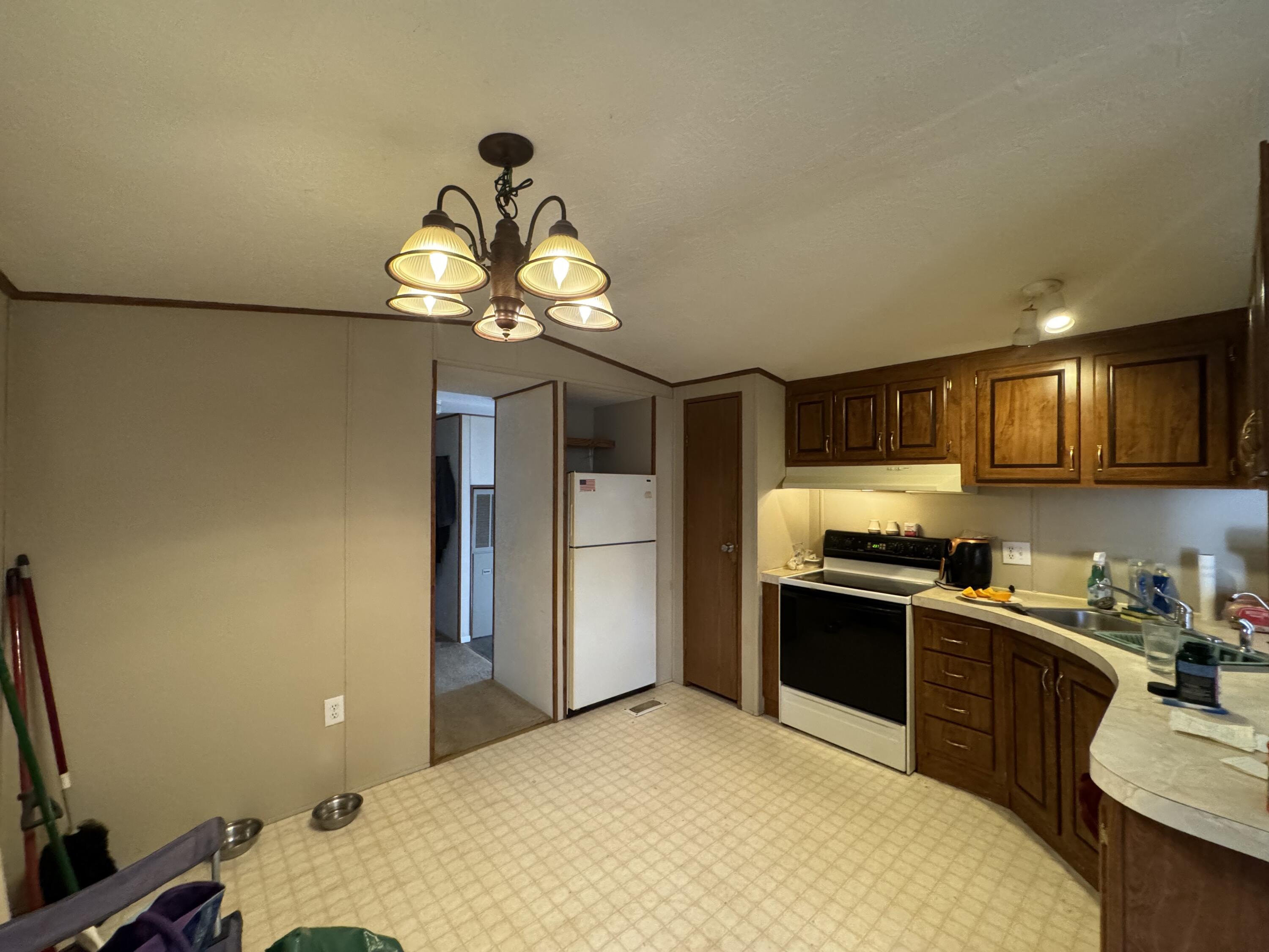 Myra Lynne Mobile Home Community - Residential