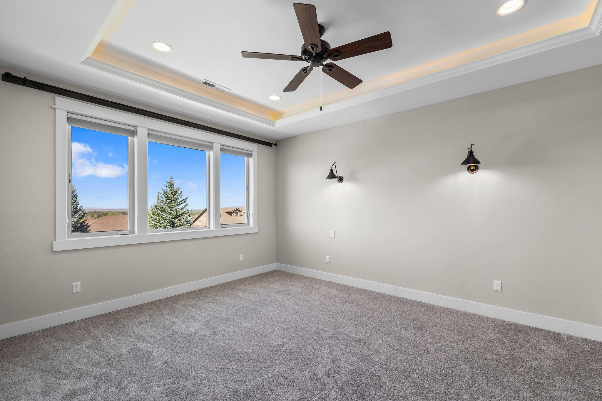 Majestic Ridge - Residential