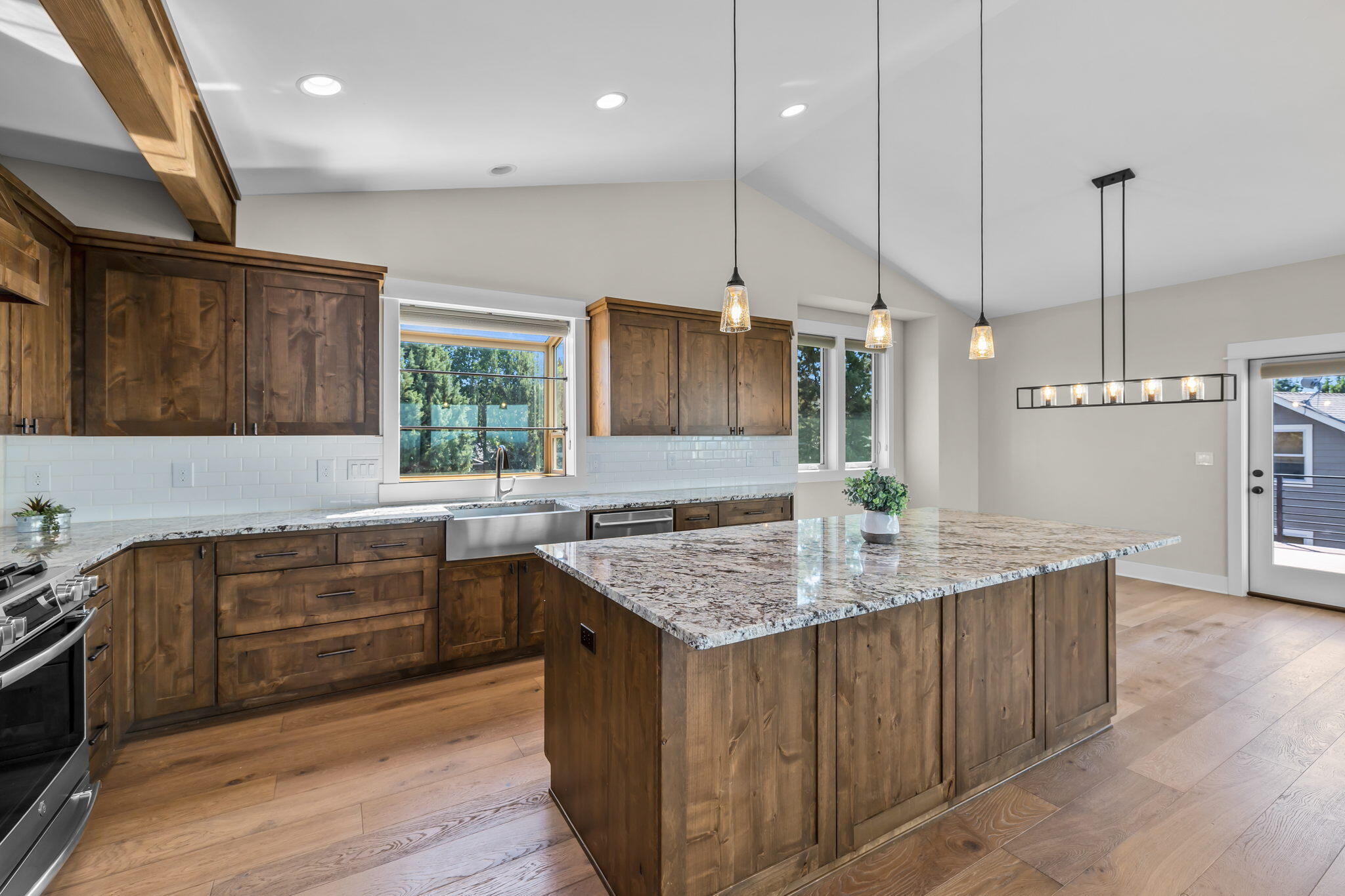 Majestic Ridge - Residential