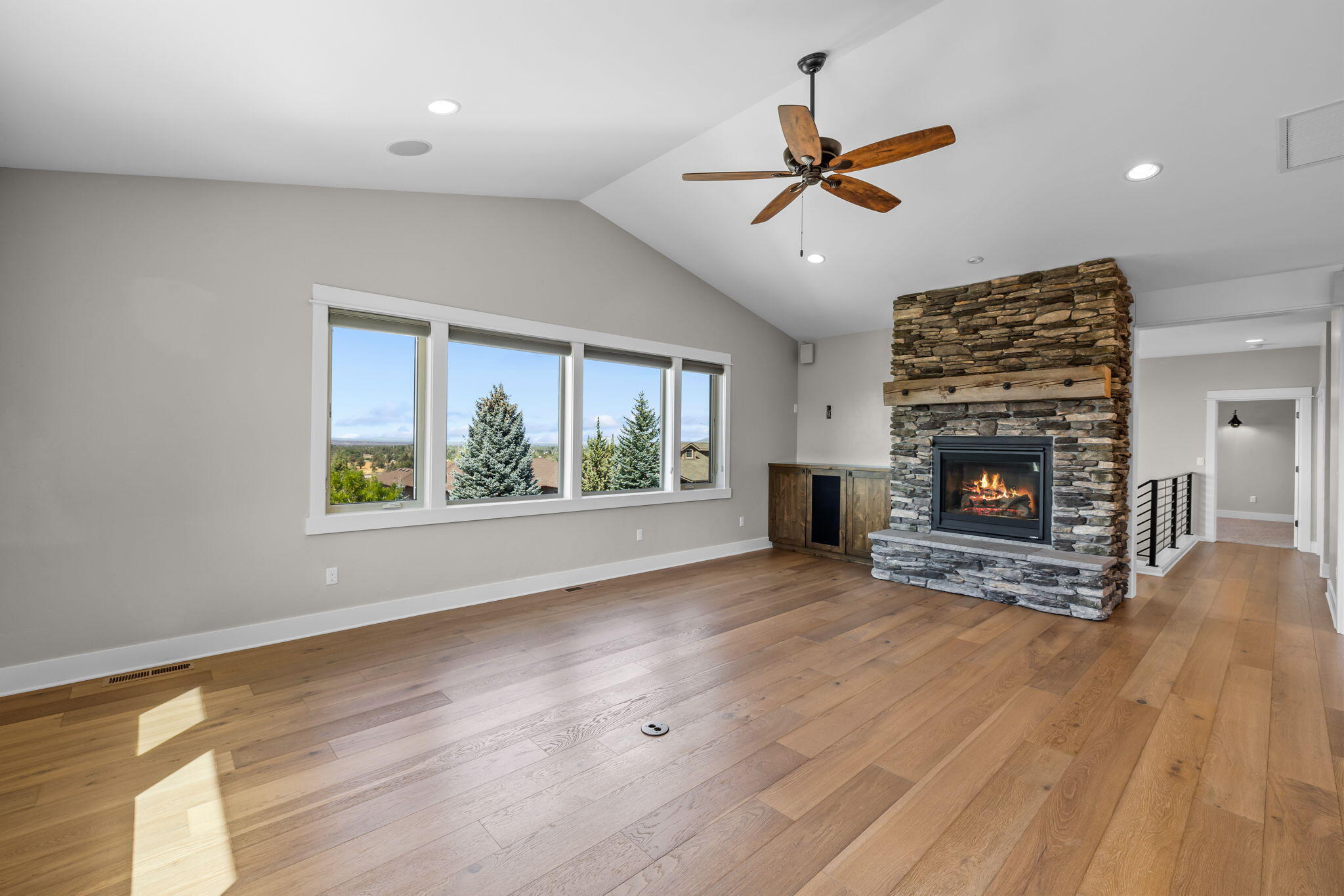 Majestic Ridge - Residential