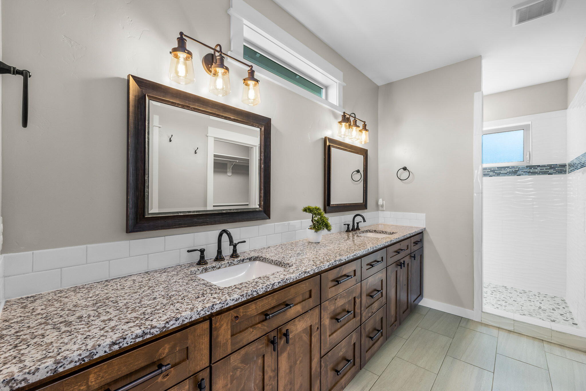 Majestic Ridge - Residential