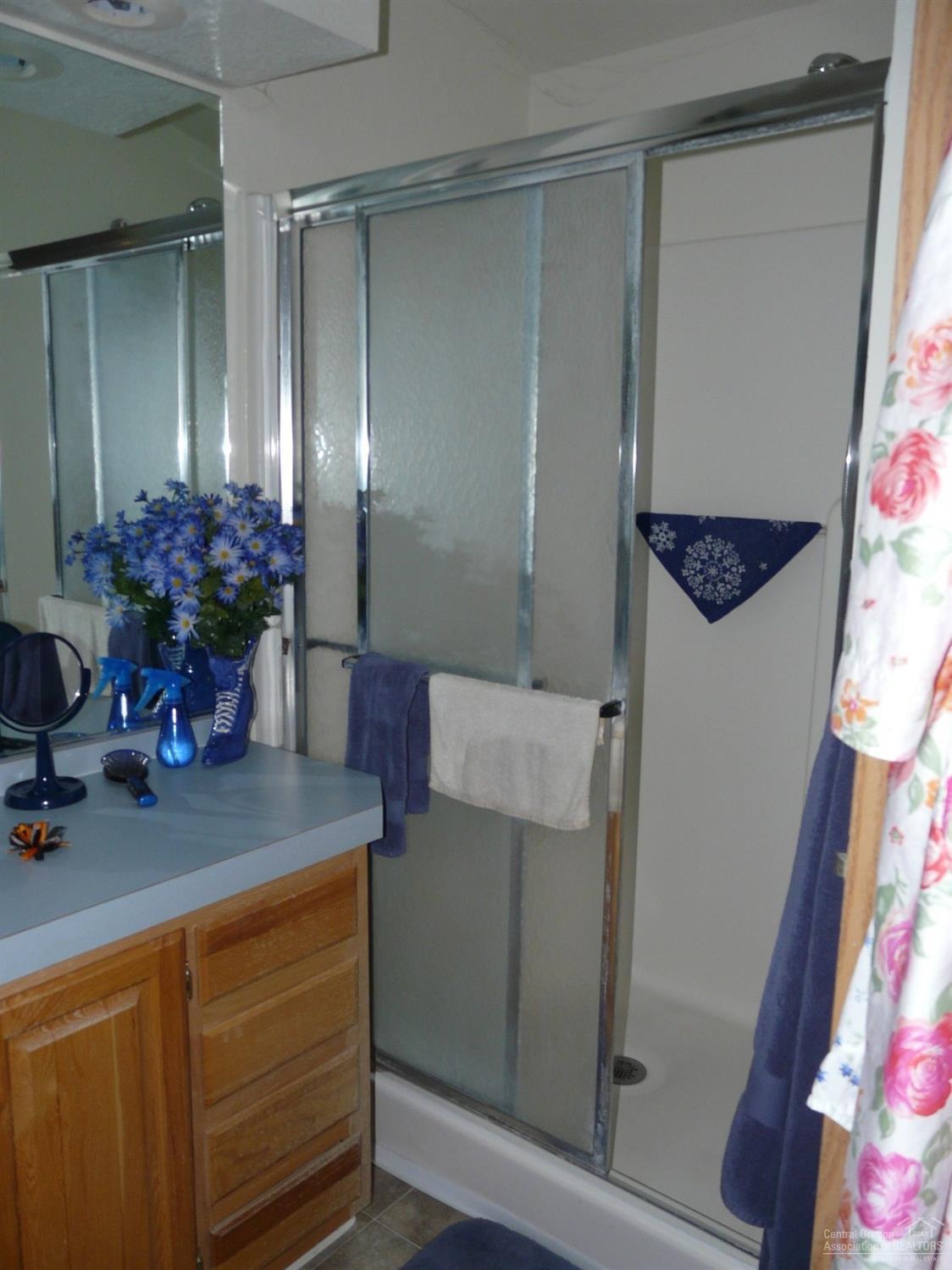 Ni Lah Sha Village - Residential