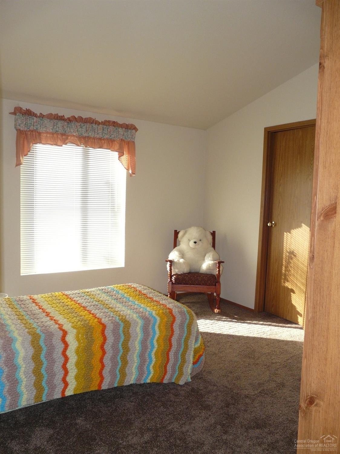 Ni Lah Sha Village - Residential