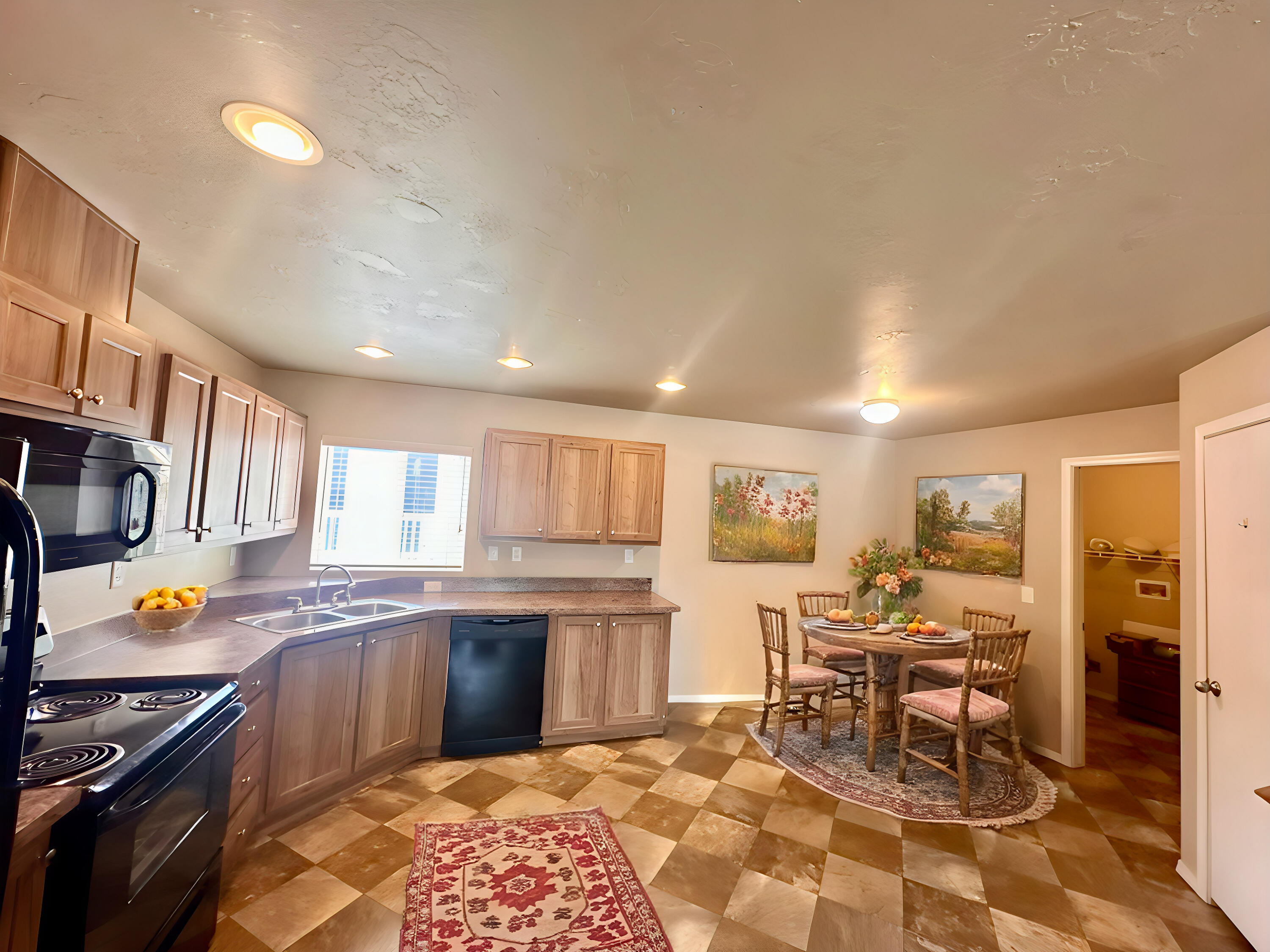 2395 SW Yarrow Creek Drive