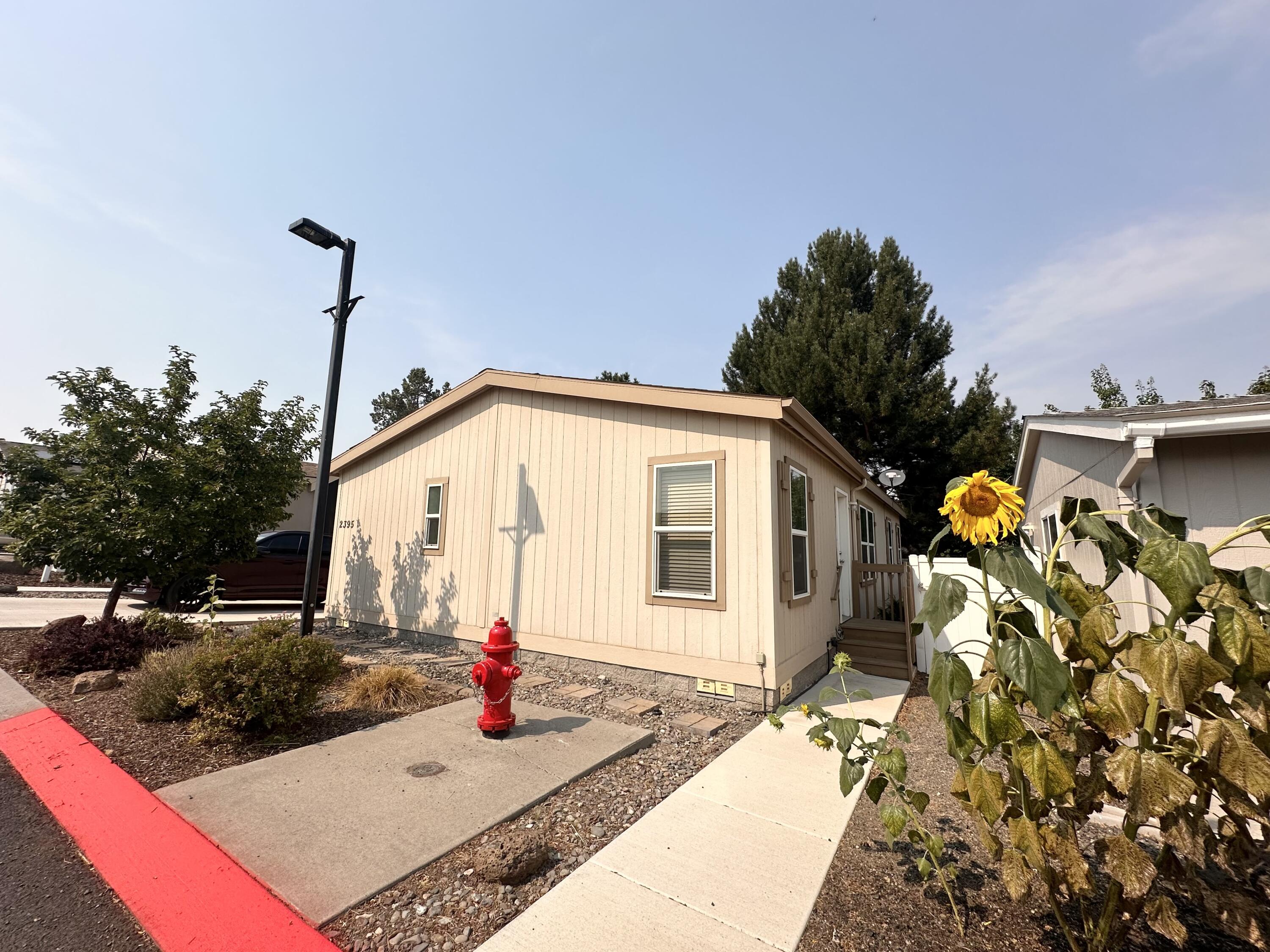 2395 SW Yarrow Creek Drive