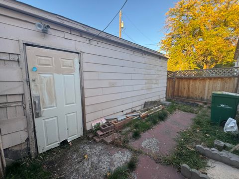 Tiny photo for 540 Division Street, Klamath Falls, OR 97601 (MLS # 220210874)