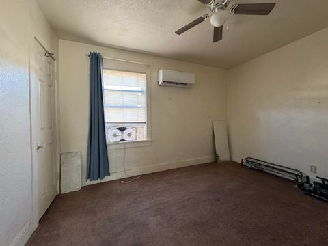Tiny photo for 540 Division Street, Klamath Falls, OR 97601 (MLS # 220210874)