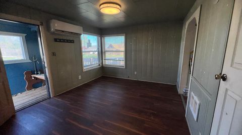 Tiny photo for 3424 Emerald Street, Klamath Falls, OR 97601 (MLS # 220217719)