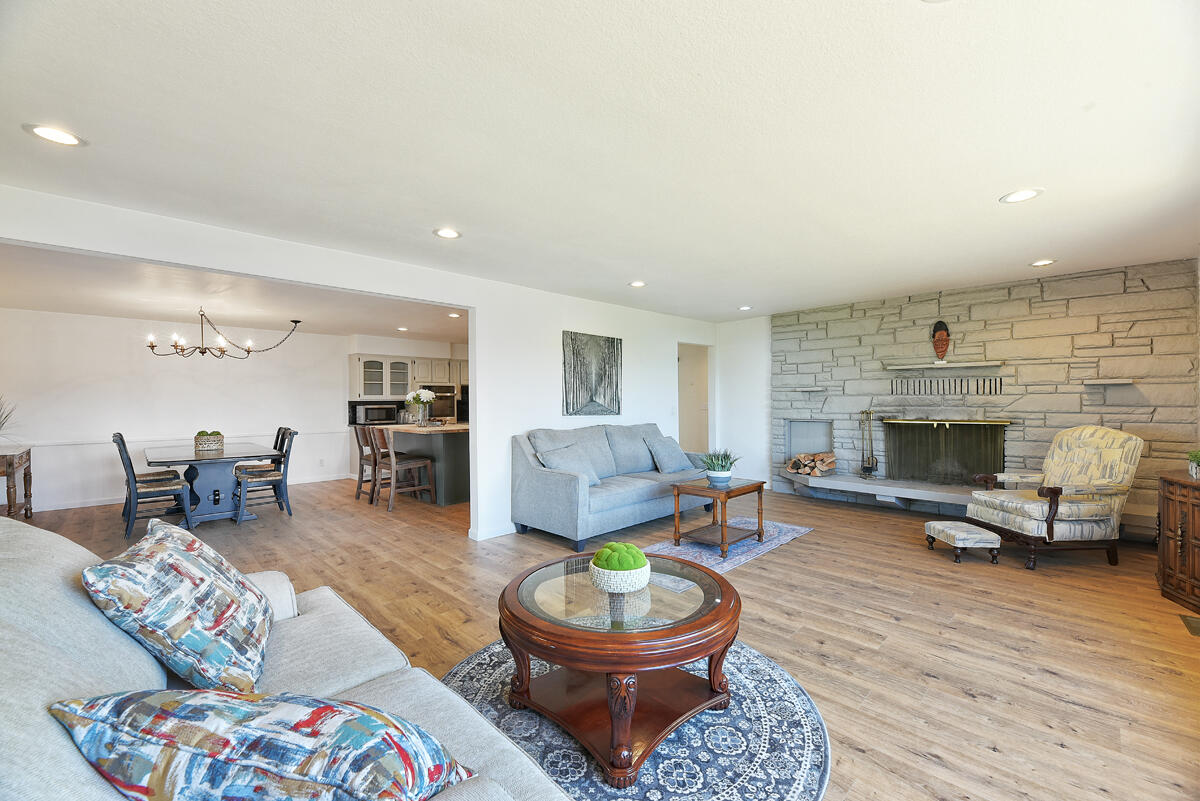 Blossom Hill Terrace Unit No 1 - Residential