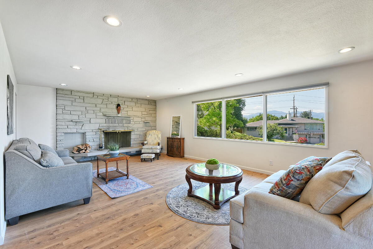 Blossom Hill Terrace Unit No 1 - Residential