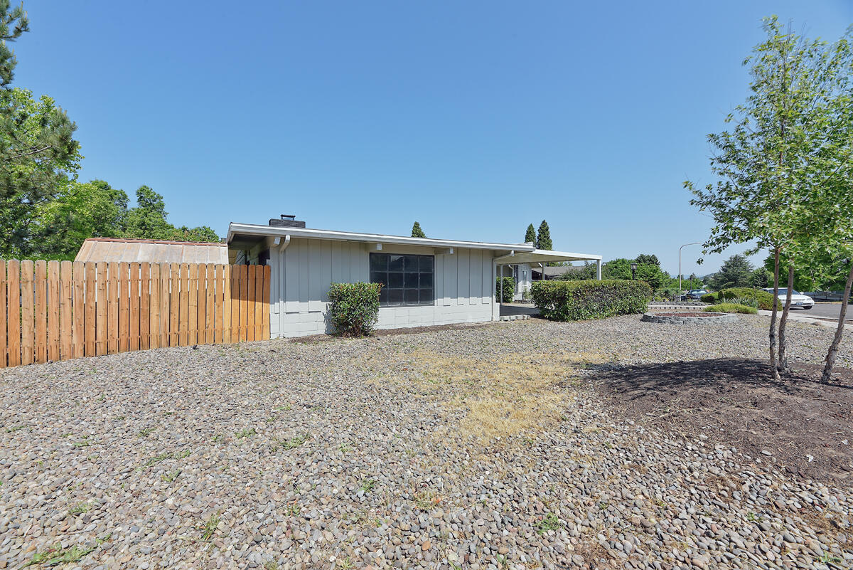 Blossom Hill Terrace Unit No 1 - Residential