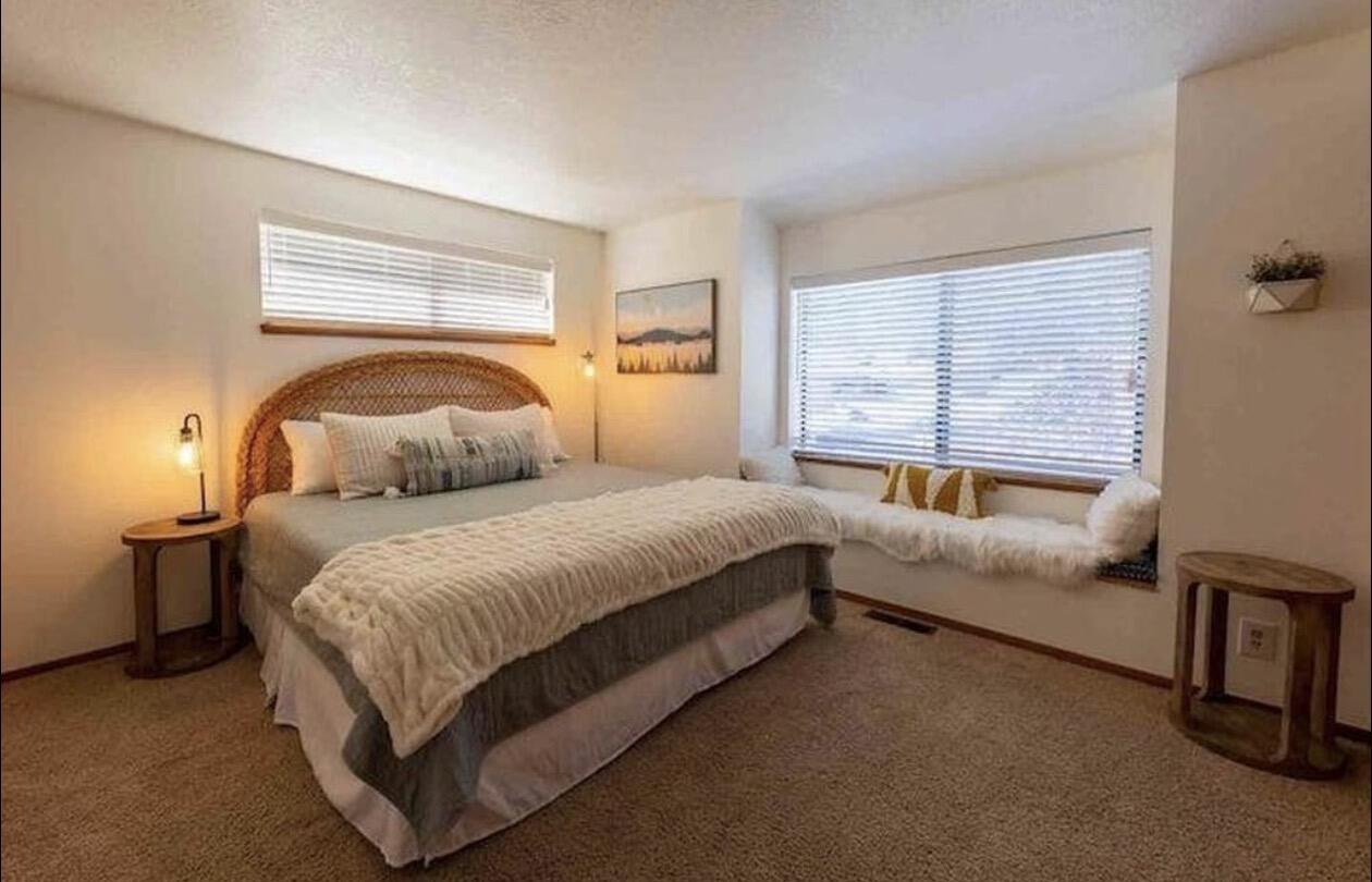 17822 W Core Road 33