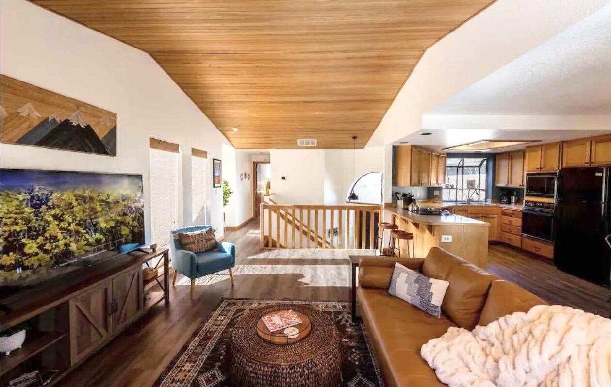 17822 W Core Road 33