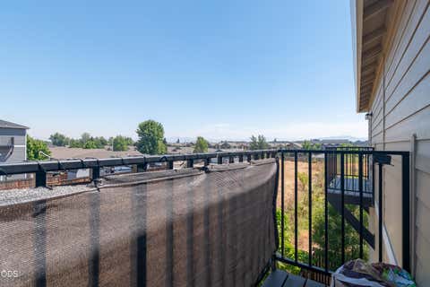 Tiny photo for 7810 Jacqueline Way, White City, OR 97503 (MLS # 220225409)