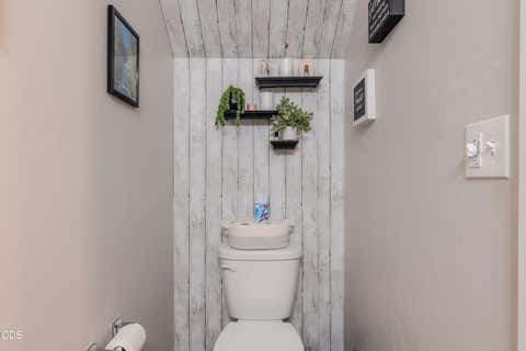Tiny photo for 7810 Jacqueline Way, White City, OR 97503 (MLS # 220225409)