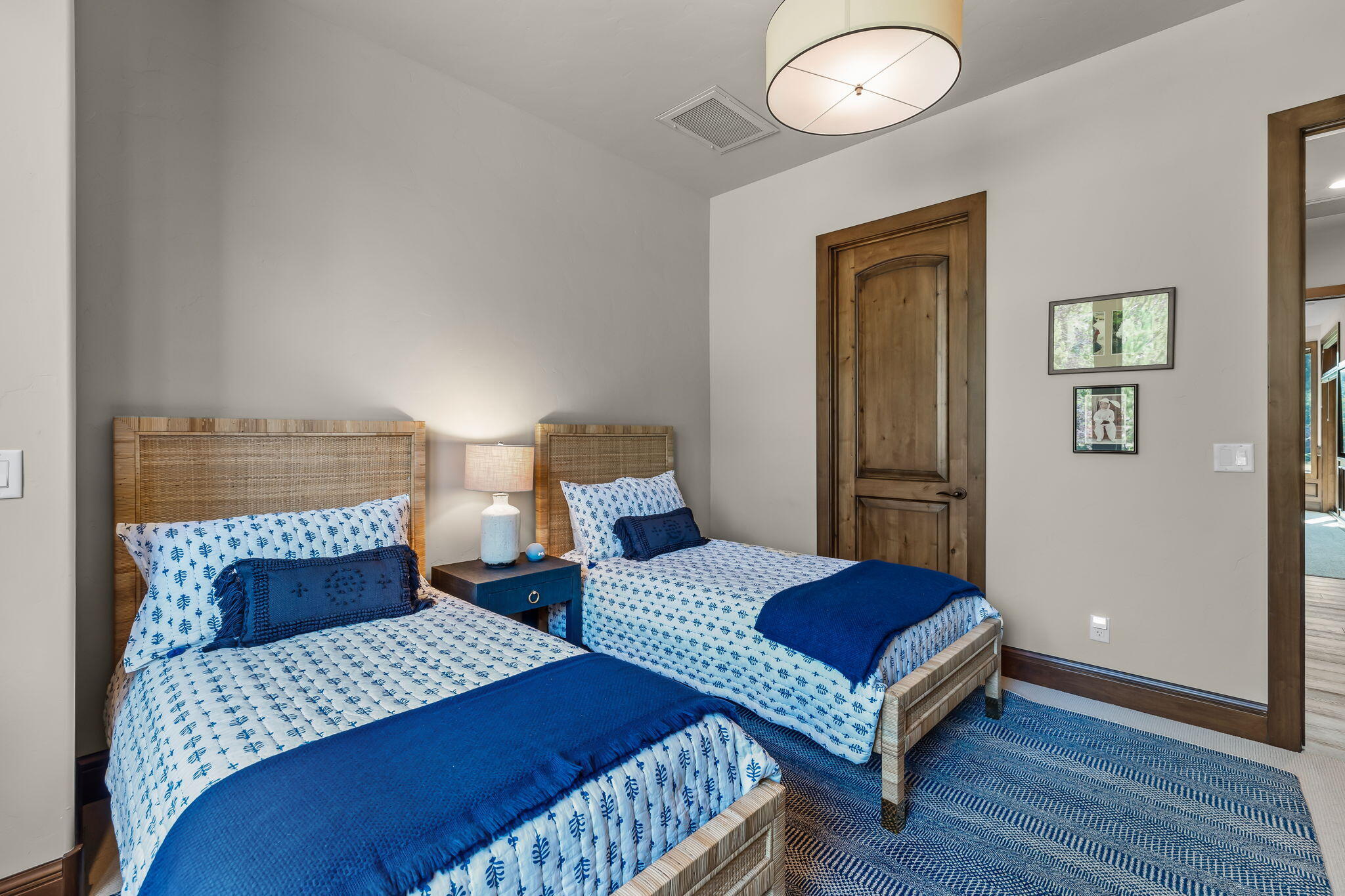 Broken Top - Residential