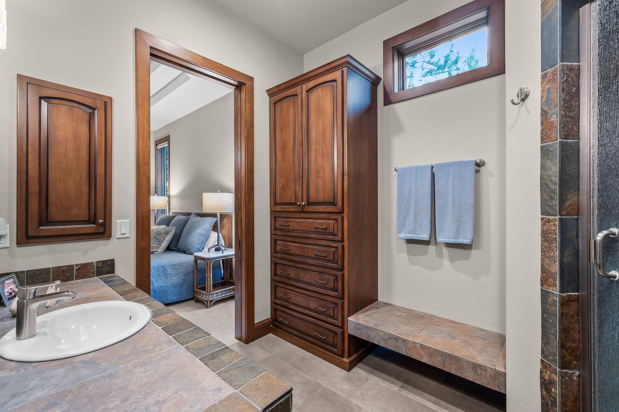 Broken Top - Residential