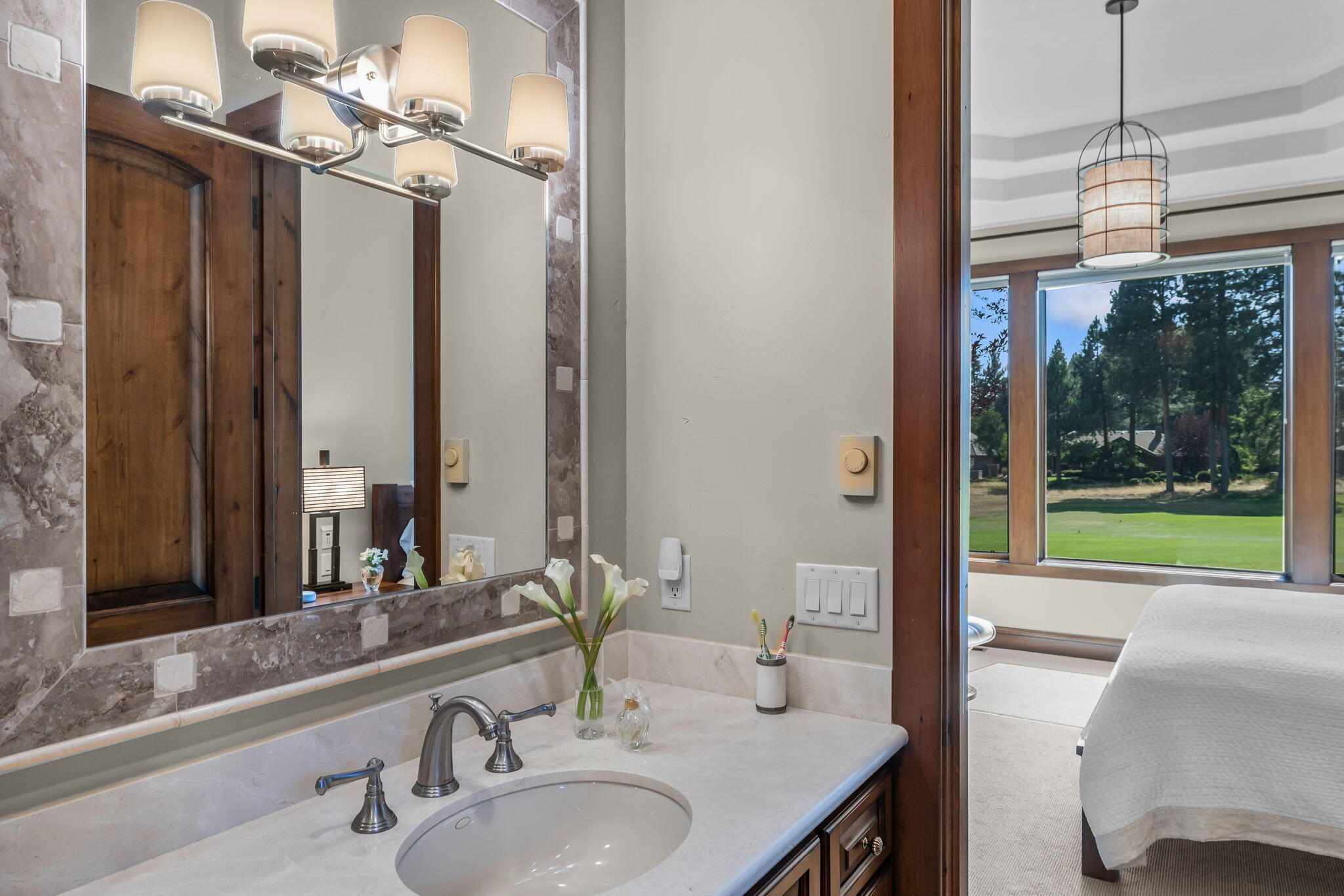 Broken Top - Residential