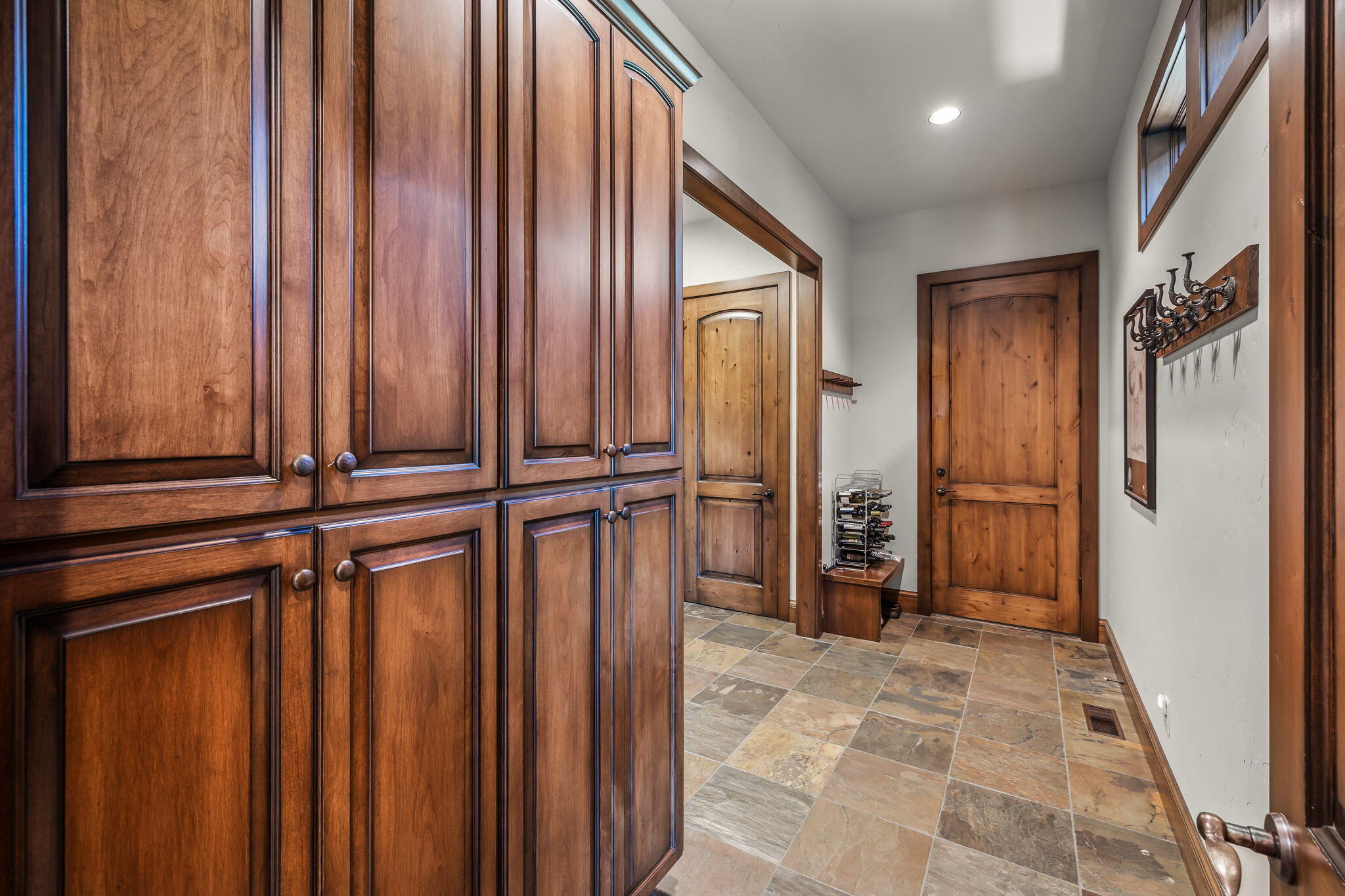 Broken Top - Residential