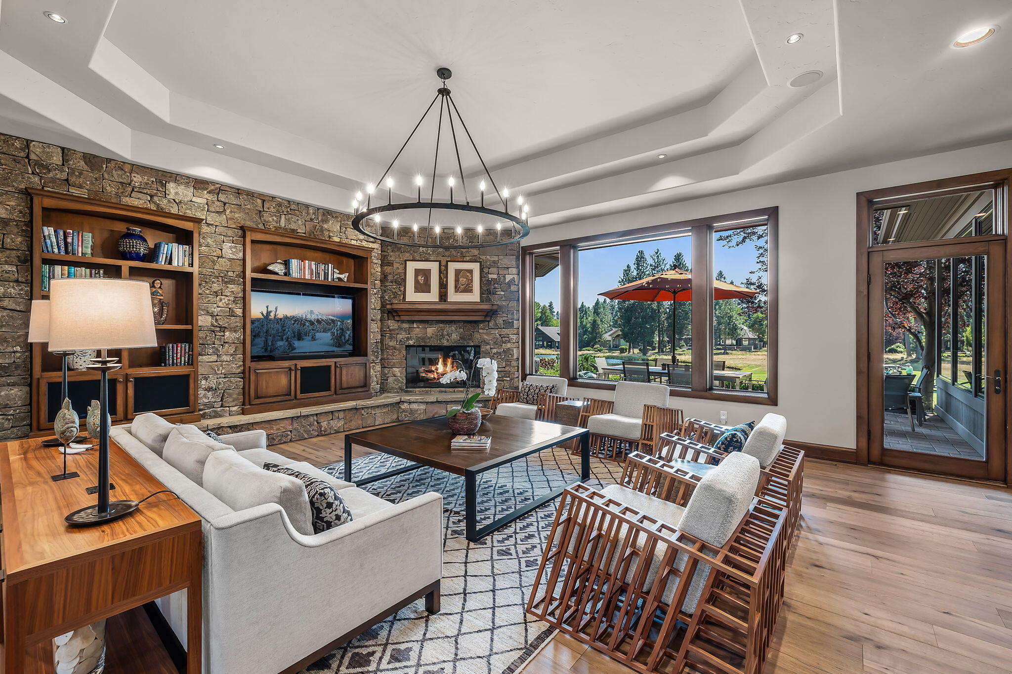 Broken Top - Residential