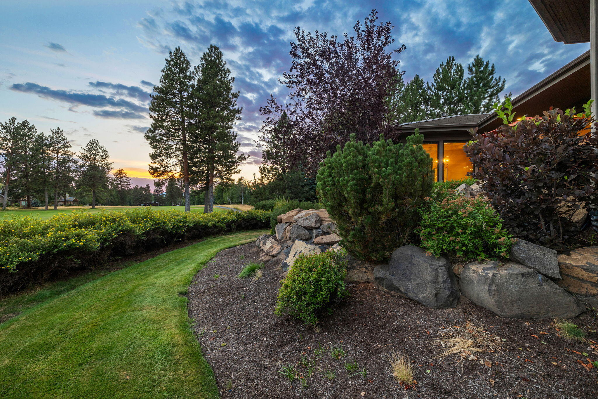 Broken Top - Residential