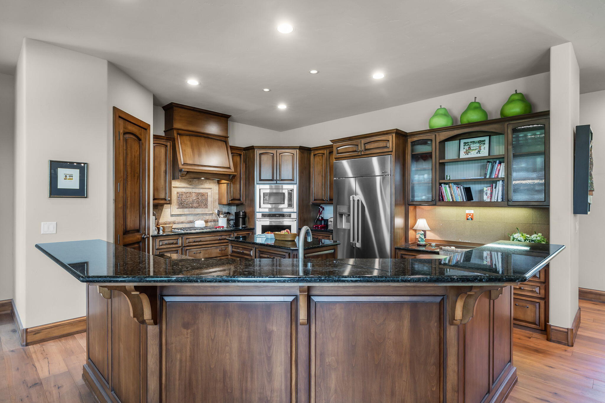 Broken Top - Residential