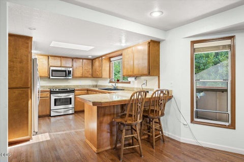 Tiny photo for 2406 Senate Way, Medford, OR 97504 (MLS # 220226786)