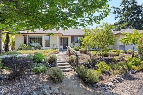 Tiny photo for 2406 Senate Way, Medford, OR 97504 (MLS # 220226786)