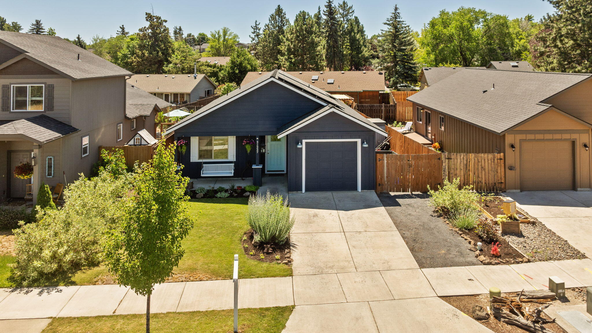 21227 Thornhill Lane