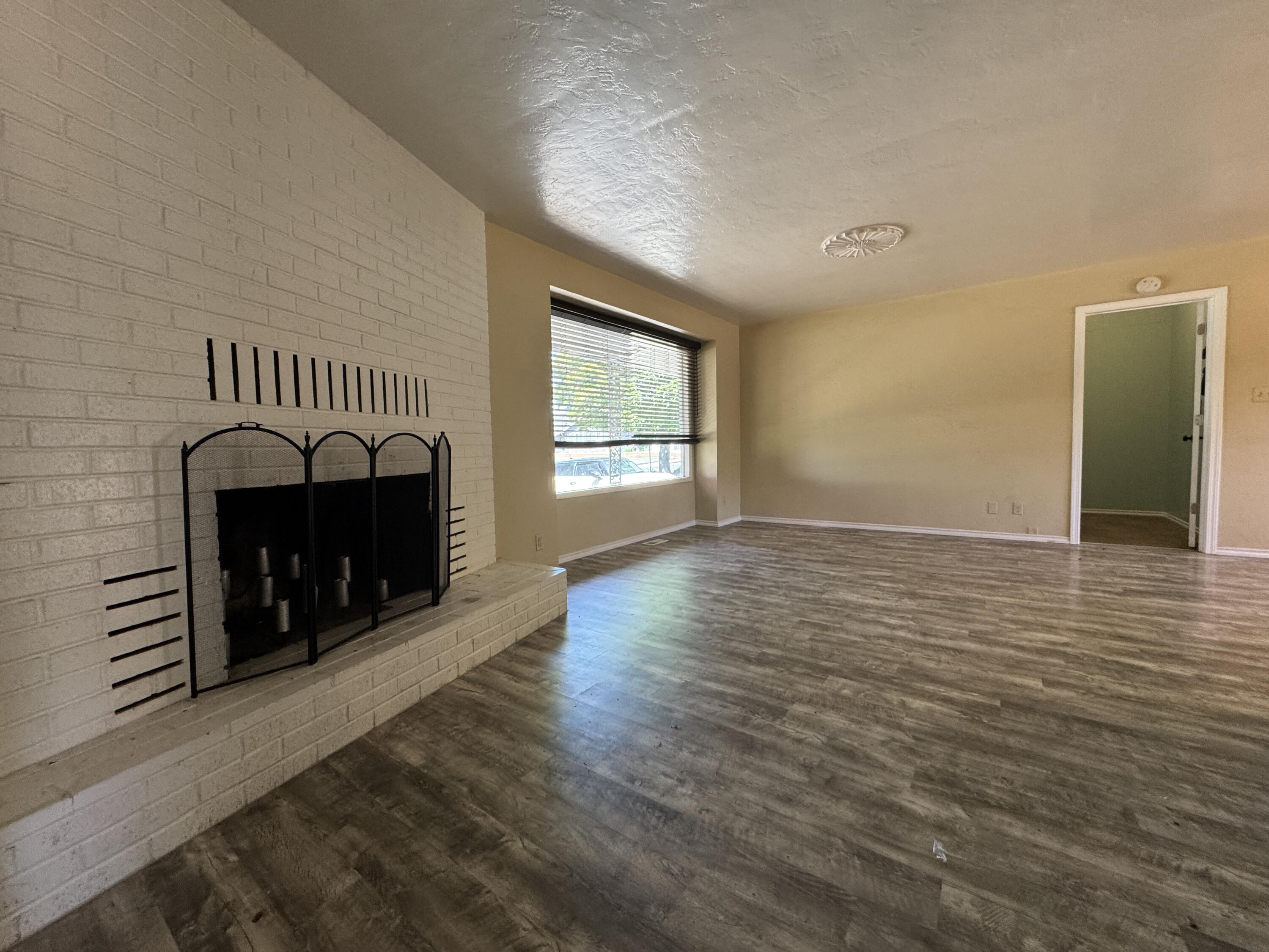 Moyina - Residential