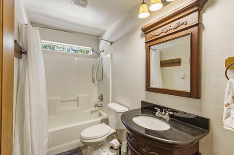 Tiny photo for 145343 Birchwood Road, La Pine, OR 97739 (MLS # 220219541)