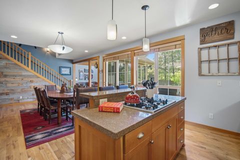 Tiny photo for 57129 Evergreen Loop #44, Sunriver, OR 97707 (MLS # 220221557)