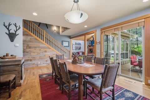 Tiny photo for 57129 Evergreen Loop #44, Sunriver, OR 97707 (MLS # 220221557)