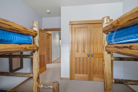 Tiny photo for 57129 Evergreen Loop #44, Sunriver, OR 97707 (MLS # 220221557)