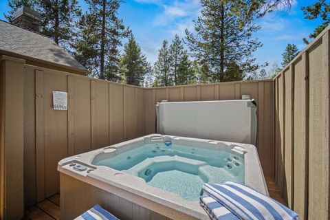 Tiny photo for 57129 Evergreen Loop #44, Sunriver, OR 97707 (MLS # 220221557)