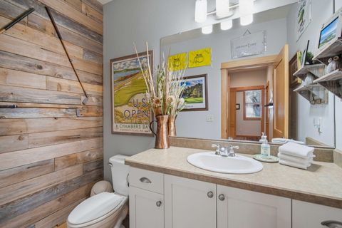 Tiny photo for 57129 Evergreen Loop #44, Sunriver, OR 97707 (MLS # 220221557)