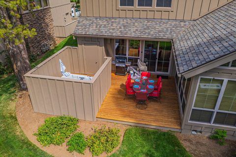 Tiny photo for 57129 Evergreen Loop #44, Sunriver, OR 97707 (MLS # 220221557)