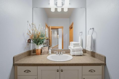 Tiny photo for 57129 Evergreen Loop #44, Sunriver, OR 97707 (MLS # 220221557)