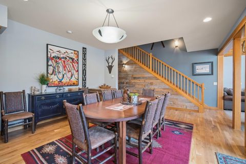 Tiny photo for 57129 Evergreen Loop #44, Sunriver, OR 97707 (MLS # 220221557)