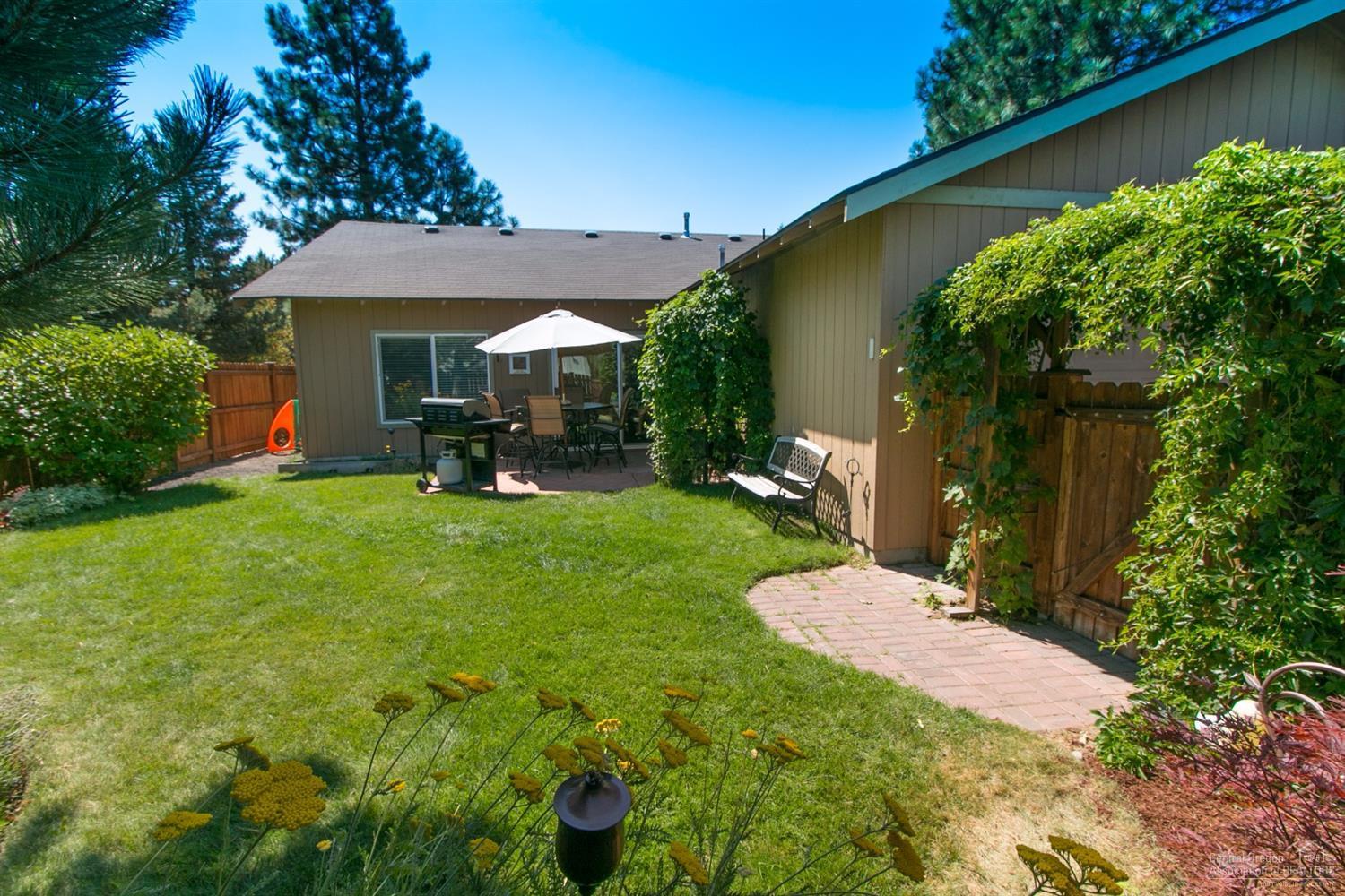 Larkspur - Residential