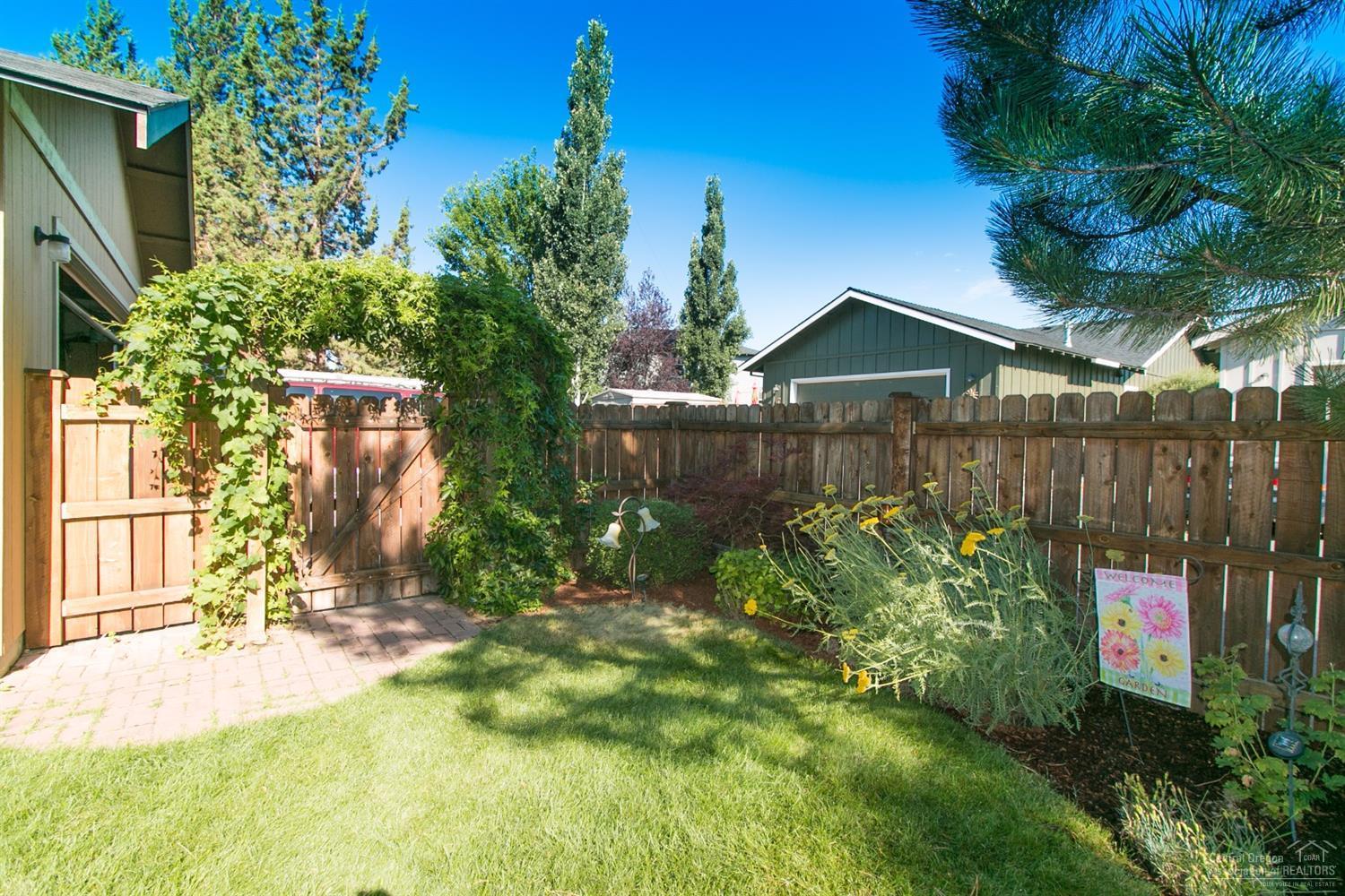 Larkspur - Residential