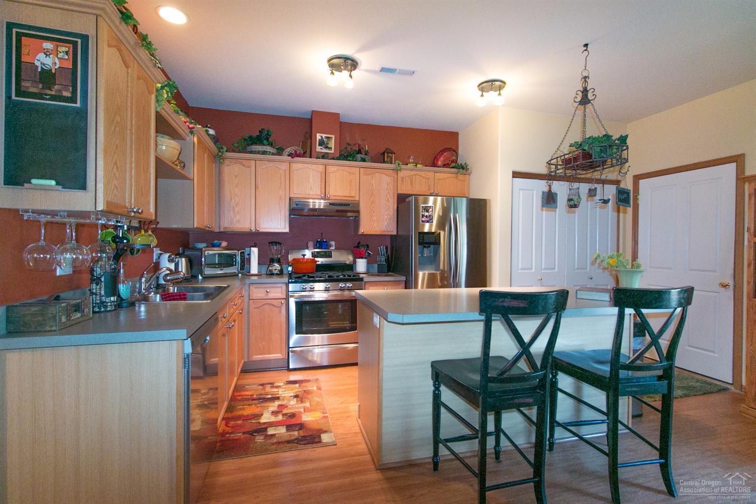 Larkspur - Residential